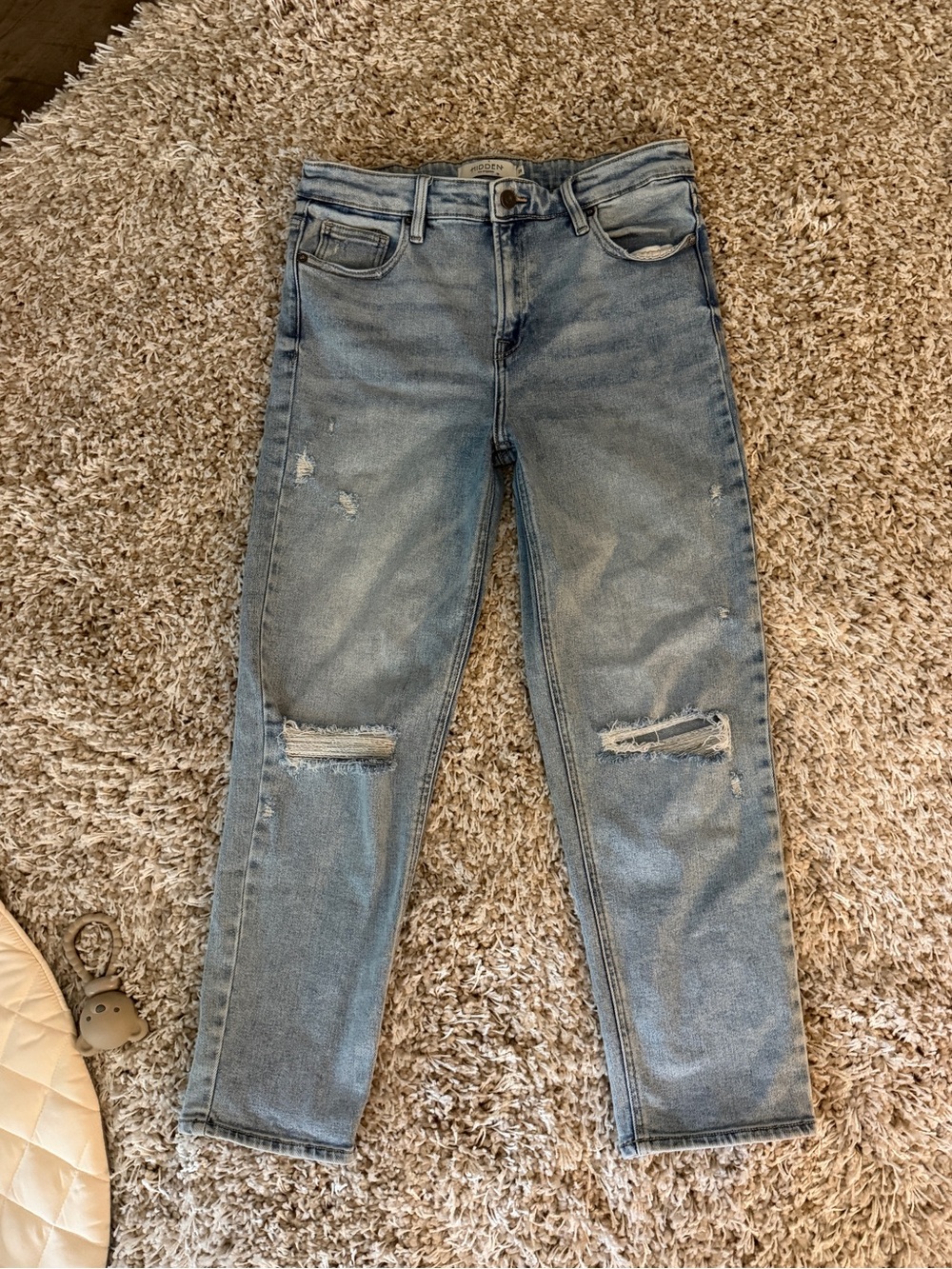 Hidden Distressed Jeans 28